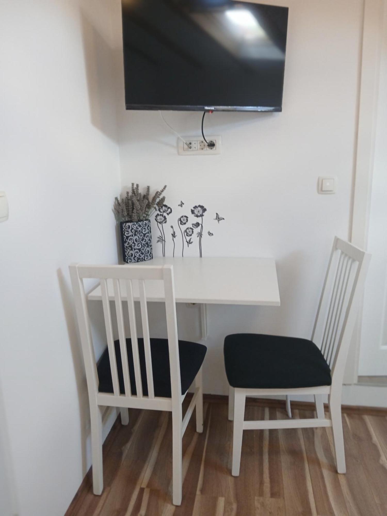 Apartmani Marijana シベニク エクステリア 写真