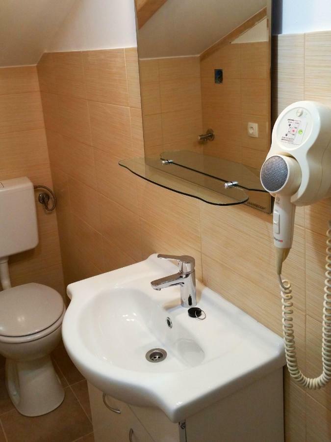 Apartmani Marijana シベニク エクステリア 写真